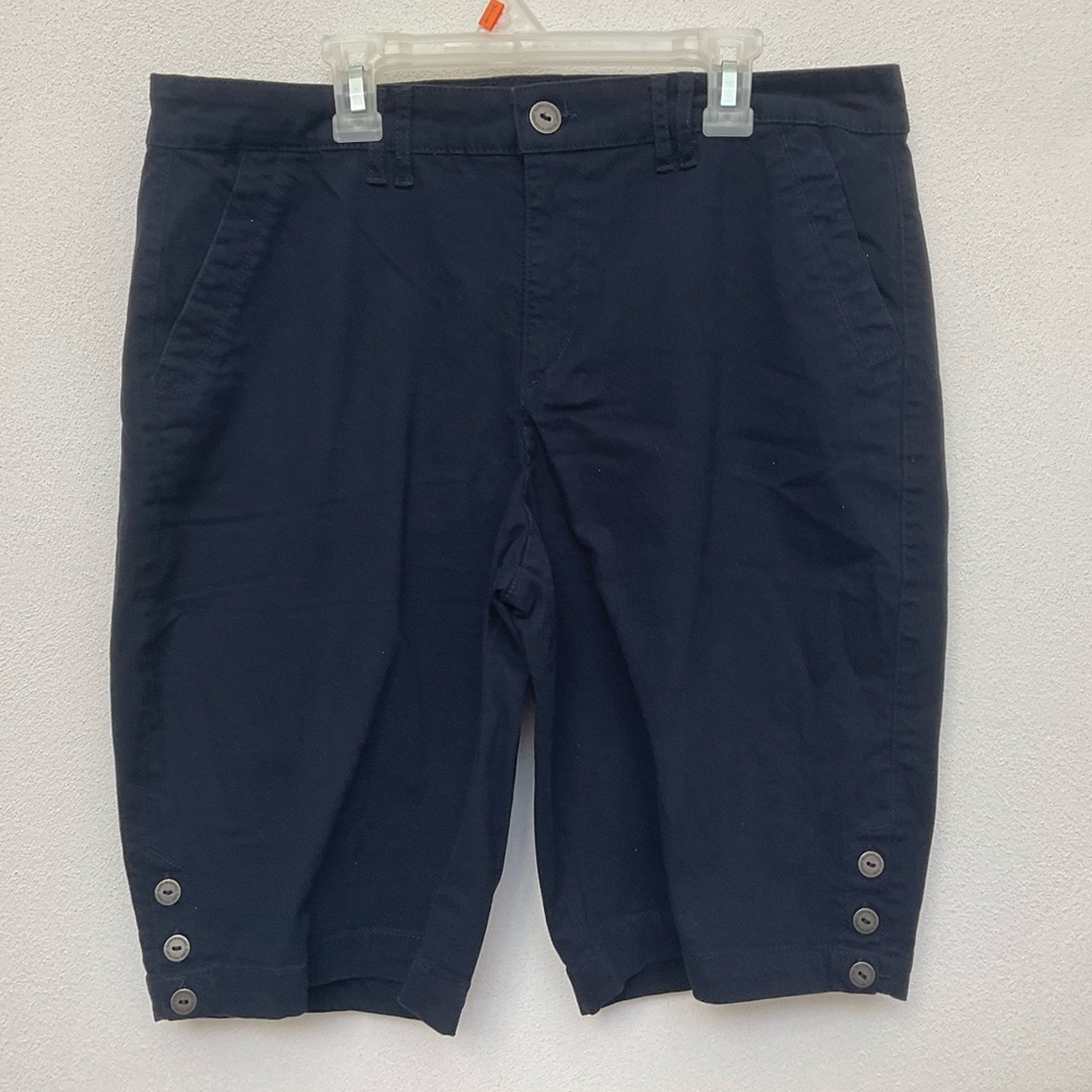 Gloria Vanderbilt Navy Blue Button Leg Shorts Size 12 Modest Uniform Spring